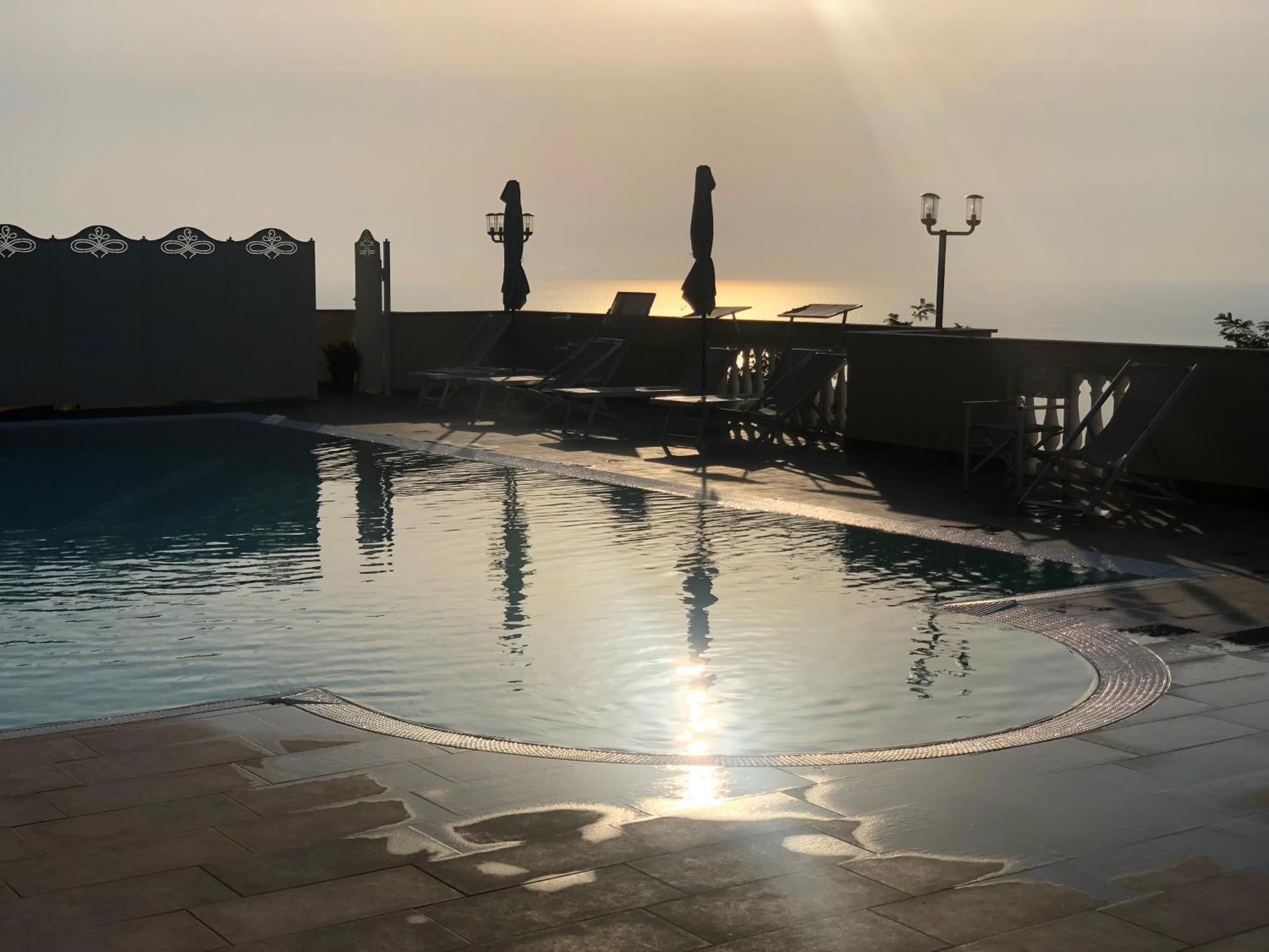 Aparthotel Bloom Tropea Ciaramiti Esterno foto